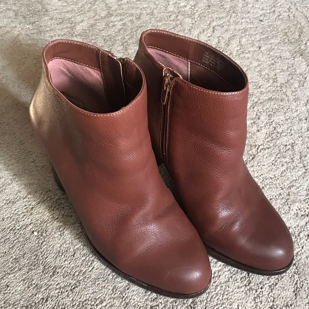 LAST CALL Gianni Bini Leather booties Size 10